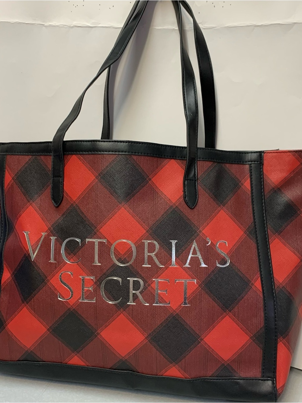Victoria's Secret Limited Edition Red Buffalo Plaid Holiday Tote Bag